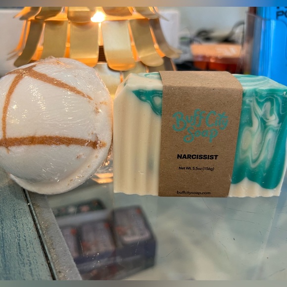 Buff City Narcissist Soap and Bath Bomb - Picture 1 of 3